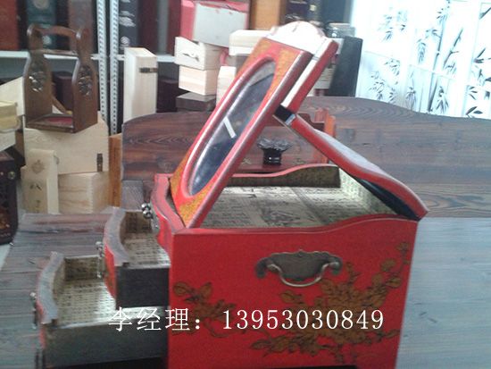 點(diǎn)擊查看詳細(xì)信息<br>標(biāo)題：首飾盒側(cè)面 閱讀次數(shù)：2783