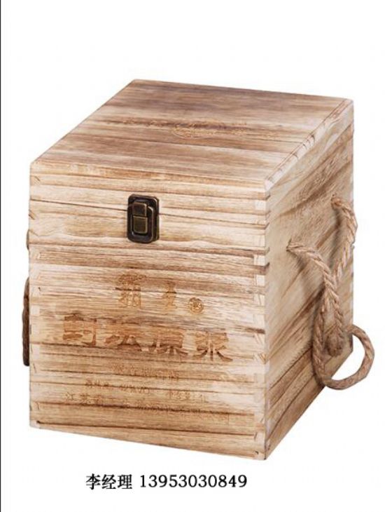 點(diǎn)擊查看詳細(xì)信息<br>標(biāo)題：白酒酒壇 閱讀次數(shù)：1902
